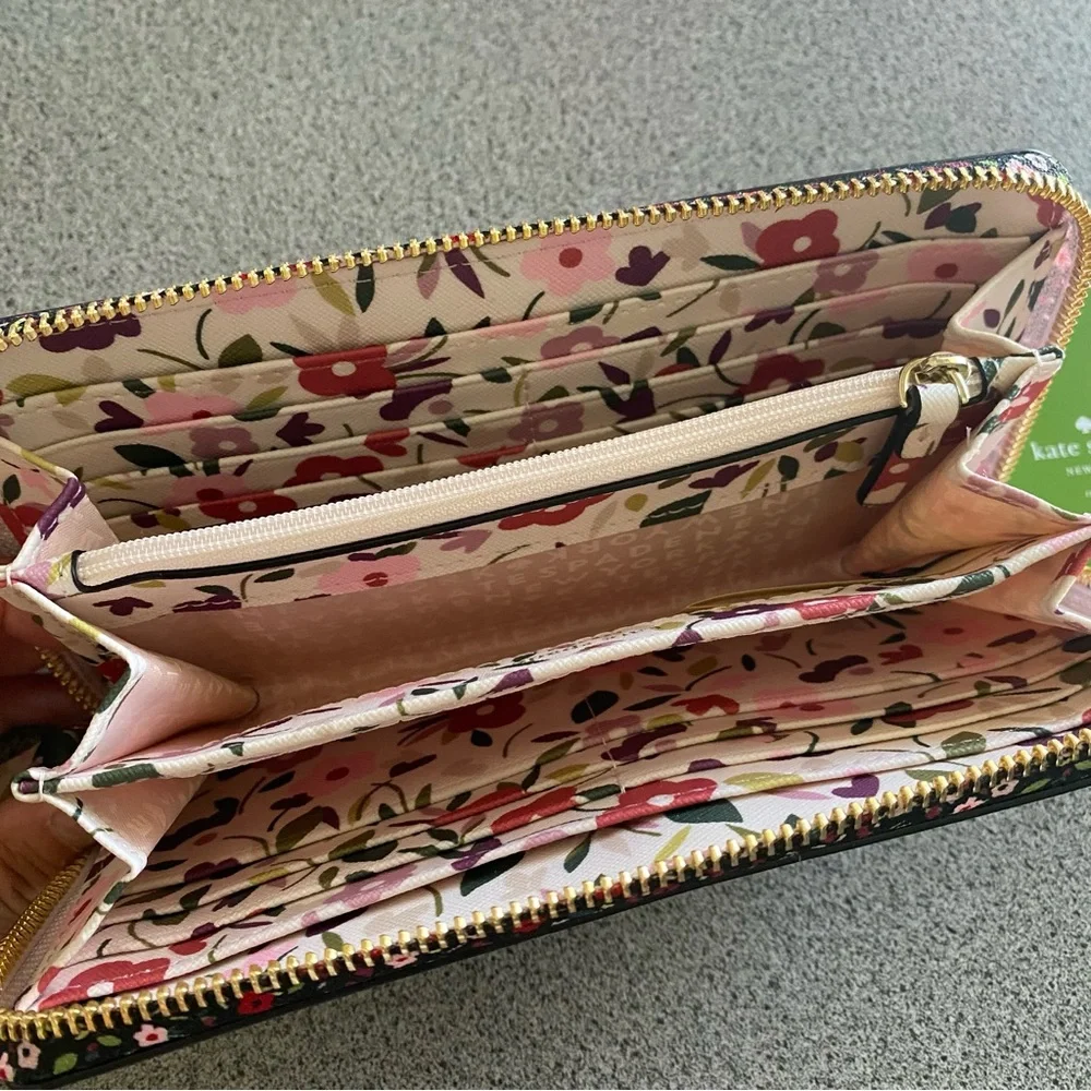 New !! KATE SPADE boho floral wallet ♠️